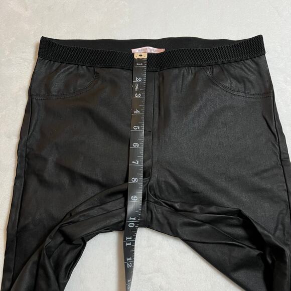 Romeo & Juliet Couture Mid Rise Coated Skinny Leggings Size S Stretch Whimsigoth - Picture 7 of 9
